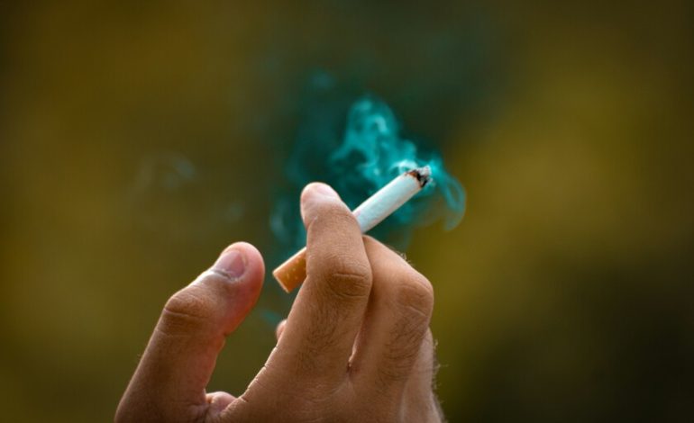  Health acaba de confirmar que la nueva ley de tabaco va tras las terrazas. Y no es el único entorno que quiere sin humo

 – En un click