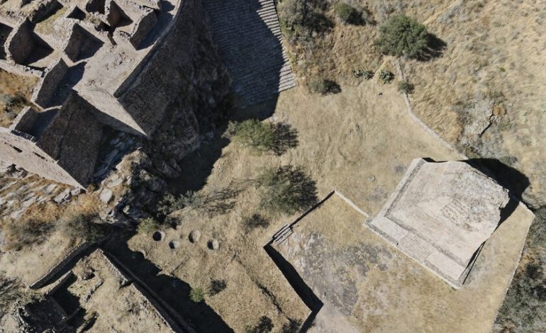  El quema es uno de los sitios más misteriosos de México. Y sus cráteres de fuego continúan desconcertando a los arqueólogos

 – En un click