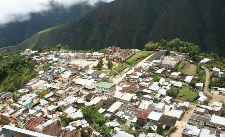  El drama de 852 familias confinadas y desplazadas en Nariño

 – En un click
