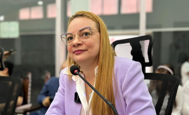  El diputado Alejandra Moreno denuncia la persecución política y de género después del concepto adverso de la oficina del Fiscal General

 – En un click