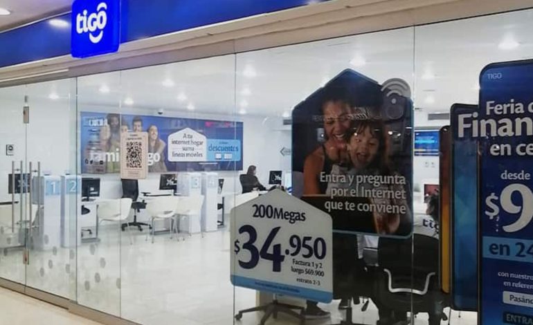  Ministerio de TIC bendiga la fusión entre Tigo y Movistar

 – En un click