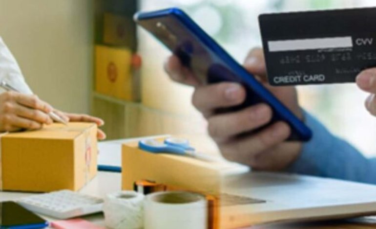 36% colombianos compran artículos de moda pero en línea