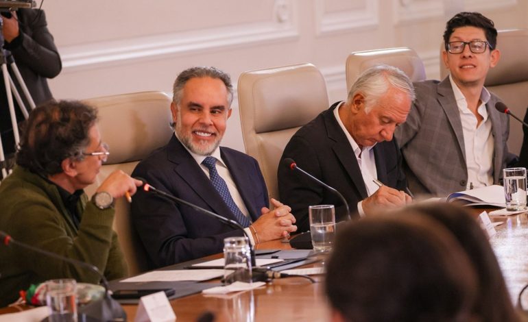 El Consejo de Estado confirma la prohibición de la transferencia del Consejo de Ministros a través de canales de televisión privados