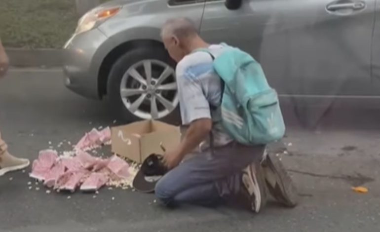 No sería la primera vez que este hombre en Medellín arroja su astucia al campo y llora para despertar la compasión con aquellos que lo miran