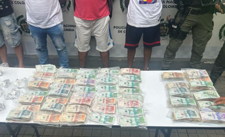  El líder simuló siendo un conductor de pasajeros

 – En un click