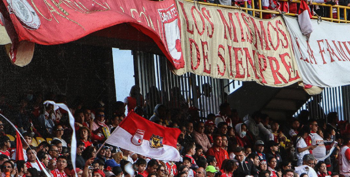  Santa Fe organiza la firma de autógrafos para sus suscriptores

 – En un click