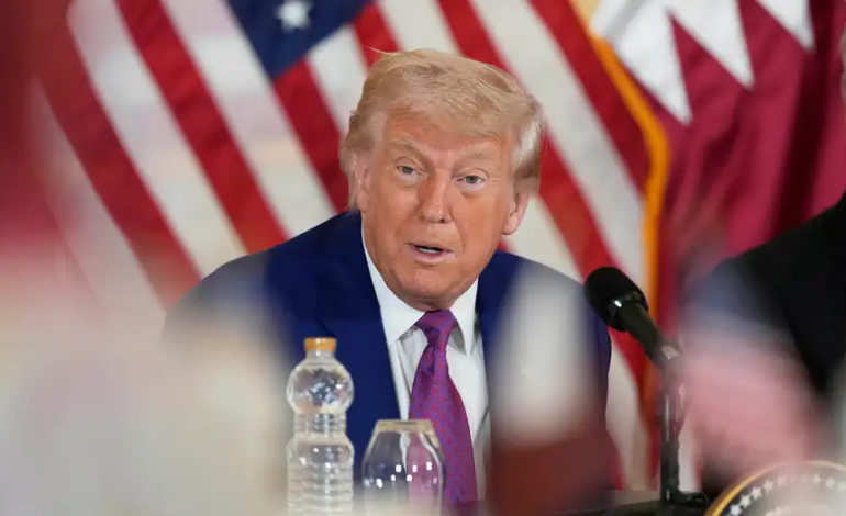 Trump termina su gira millonaria por los países del Golfo –