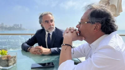  El ministro colombiano acusa al Senado de cometer «6 errores» en un proceso de consulta popular

 – En un click