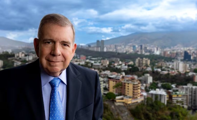 Edmundo González Urrutia está hospitalizado en España –
