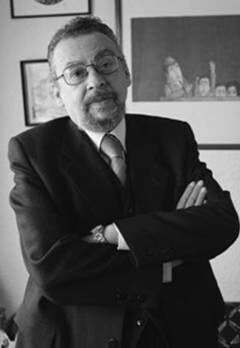 Los expertos están de acuerdo en que Germán Espinosa ha abierto nuevos caminos para la literatura colombiana