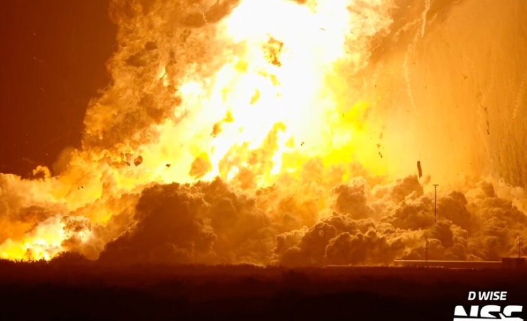  SpaceX ha pedido a México que deje de invadir su propiedad y devuelve las piezas de nave de naves que cayeron al país

 – En un click