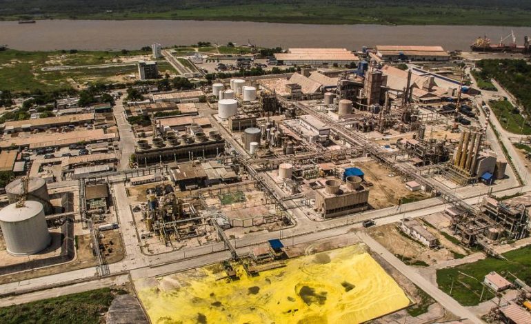 Trump amenaza la operación del monómero: los agricultores estarían sin fertilizantes –
– En un click