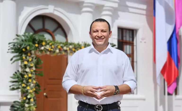  Una de sus escoltas estaba herida

 – En un click