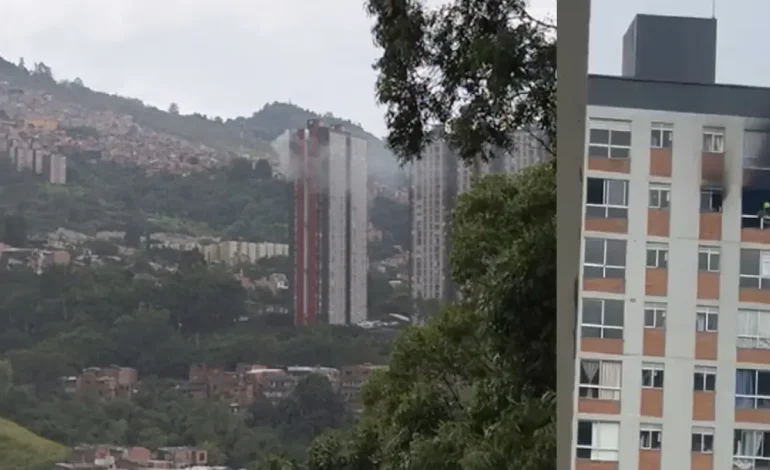  Cinco mascotas murieron después del fuego en un departamento y Robledo

 – En un click