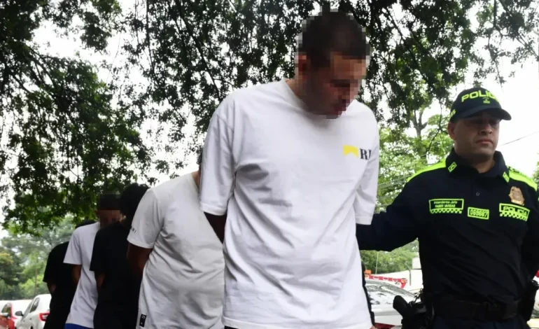  La red criminal cayó que secuestró y robó a los conductores de la plataforma en el norte del valle de Aburrá

 – En un click