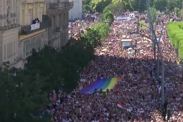  Historia de Budapest: más de 200 mil personas en LGBT+ Pride a pesar de las amenazas – 

 – En un click