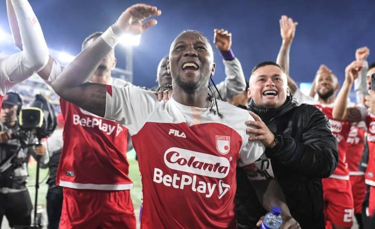  Santa Fe derrotó a la independiente Medellín y recibió el título del campeón y su décima estrella

 – En un click