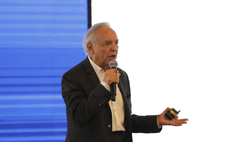  El fiscal acusará al ex ministro de finanzas Ricardo Bonill

 – En un click