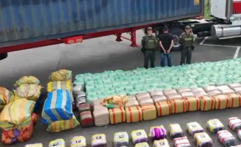 En productos para el baño de la casa, camuflaron cinco toneladas de marihuana en las carreteras de Valle del Cauca

 – En un click