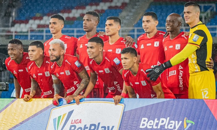  América confirmó la llegada de tres súper refuerzos

 – En un click