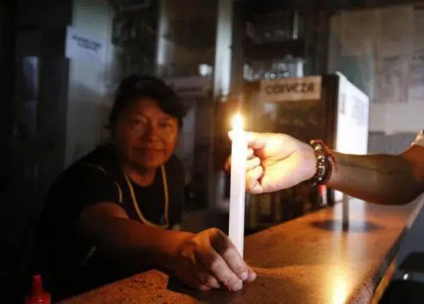  La crisis eléctrica en Venezuela se agudiza y afecta a más de 12 estados: más

 – En un click