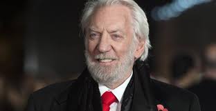  Donald Sutherland murió, leyenda del cine, a los 89 años – 

 – En un click