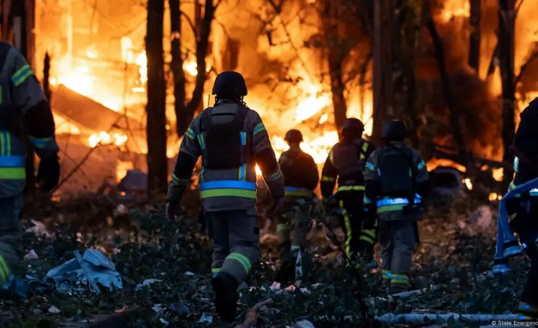  1 muerto y 26 heridos en Kyiv – 

 – En un click