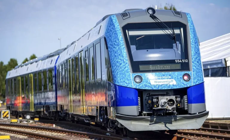  Alemania inaugura el primer tren de hidrógeno nacional – 

 – En un click