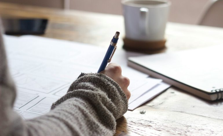  El sector público es un oasis de estabilidad contra el desempleo. Es por eso que el 52% de los trabajadores consideran que se oponen

 – En un click