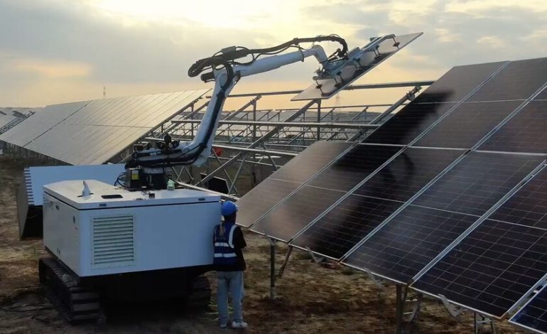China ya tiene un robot que instala 1,000 paneles solares por día. Es tu arma continuar dominando las energías renovables

 – En un click