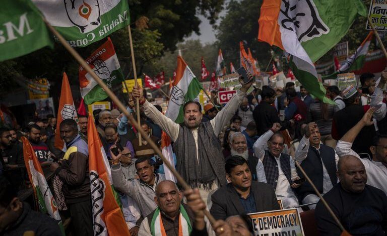 AAP deja el bloque de oposición indio en la sesión parlamentaria clave

 – En un click
