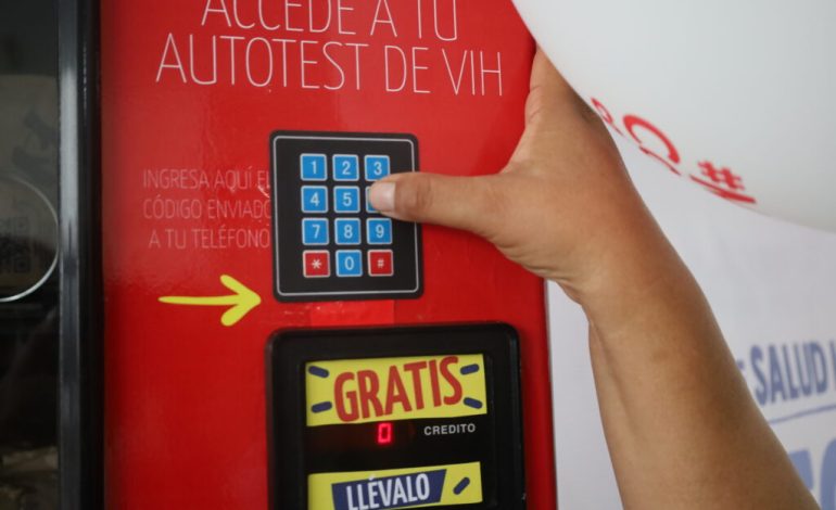 Innovación de salud pública: Bogotá instala dispensadores de pruebas de VIH automáticas – 

 – En un click