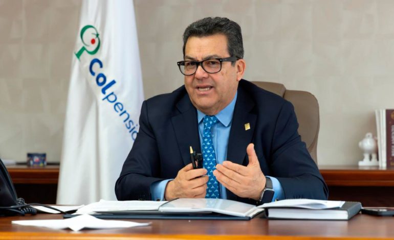 Jaime Dussán continuará en la presidencia de colpensiones
– En un click