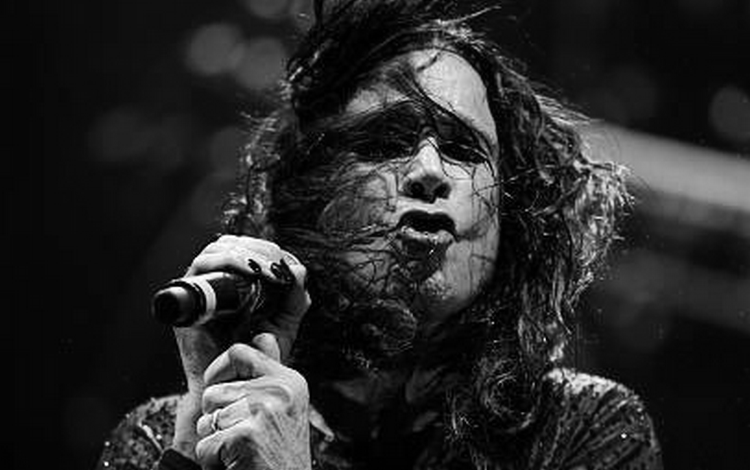 Ozzy Osbourne muere a los 76 años: Rock está de luto por la partida del mítico Black Sabbath Singer –
– En un click