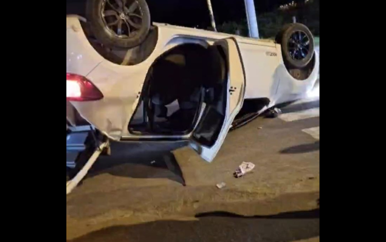  El conductor causó un accidente grave y huyó, dejando a una familia herida en Duitama – 

 – En un click
