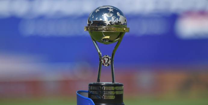 Mundo, patrocinador de la Copa de Conmebol de América del Sur
– En un click