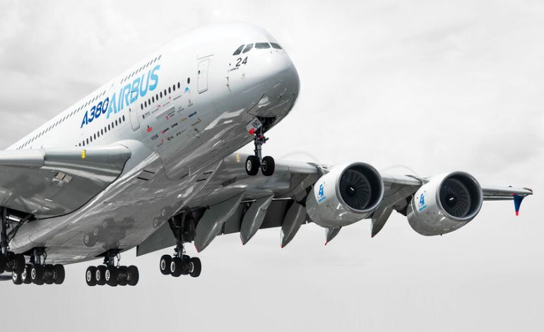  Durante años, el Airbus A380 simbolizó el poder europeo contra Boeing. Hoy sobrevive como un coloso sin el reino

 – En un click