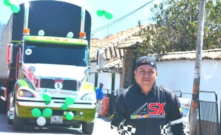  Carlos Rodríguez, el ‘Mulero’ que intentará retener la corona del concurso nacional de tractómulas inversas, en Samacá (Boyacá)

 – En un click
