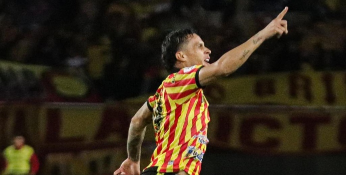  Pereira ganó una jerarquía a una América que no se despierta en la liga

 – En un click