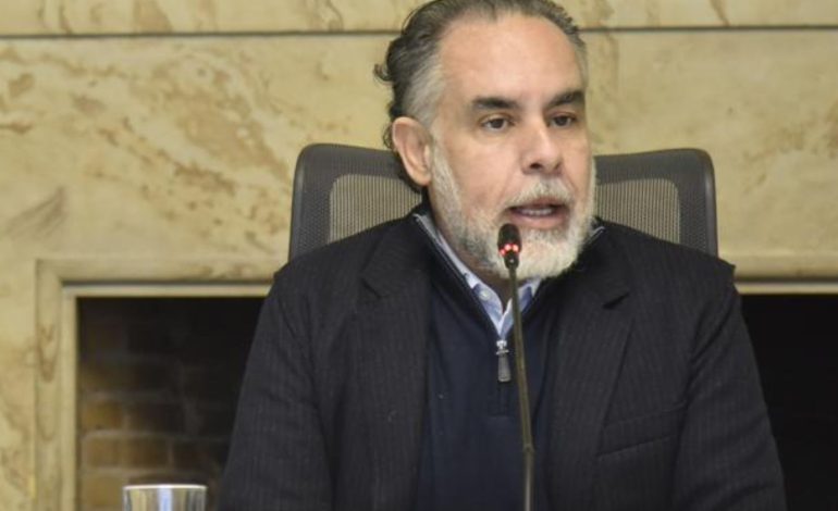  Armando Benedett enfatiza el concepto de la oficina de la oficina del fiscal en el proceso de reforma de pensiones y libera a sus oponentes

 – En un click