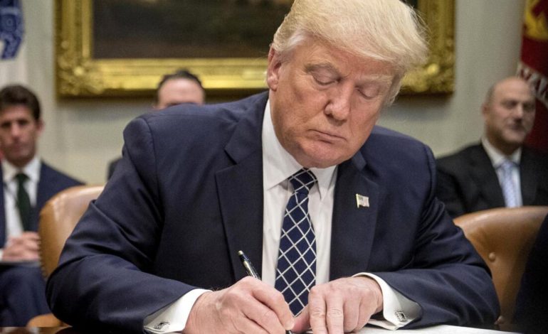  Trump asegura que cualquiera que no tenga hogar no pueda vivir en Washington

 – En un click