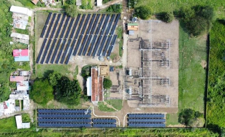  Familias en el este de Cali Klada sobre energía pura

 – En un click
