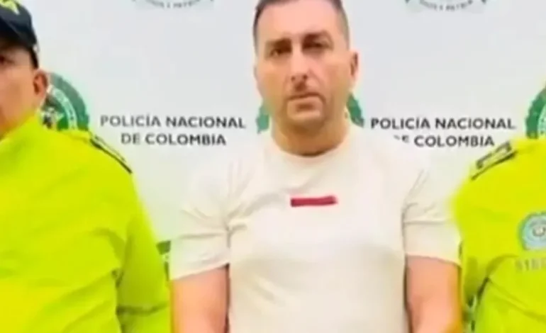  Captura de «feder», Capo internacional – 

 – En un click