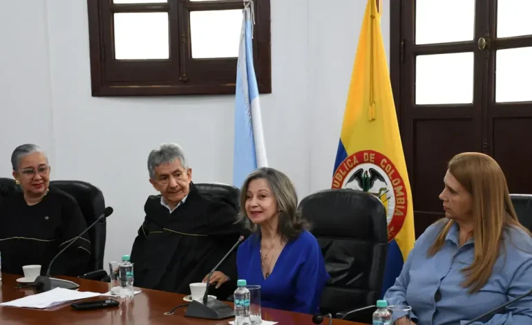  Secretario de Salud Asumido como gobernador a cargo del Valle del Cauca

 – En un click