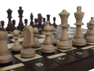  Alrededor de 90 equipos de 46 países participan en la Olympiad of Chess U16 en Colombia

 – En un click