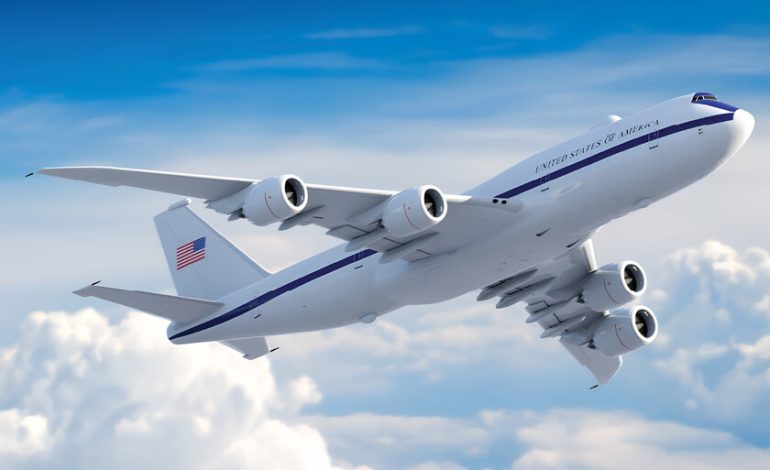  Estados Unidos ya prueba su nuevo «avión del juicio final». Su papel es mantener la cadena de comando incluso en un escenario nuclear.

 – En un click