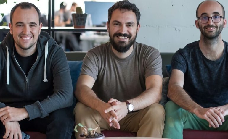 Sus nuevas empresas nacen pensando en Global

 – En un click