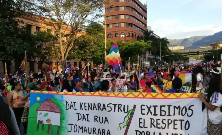  Una patrulla policial resultó gravemente herida, después de ser atacada con un arma de fuego por pandilleros en Puerto Tejada, en Norte del Cauca

 – En un click