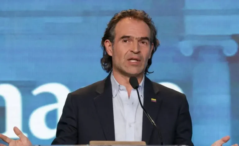  El alcalde de Medellín, Federico Gutiérrez, se pronuncia después de un ataque contra la Torre de Energía EPM en el Loma del Indio: ‘Ley Terrorista’

 – En un click