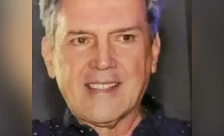  ¿Quién es Juan Carlos Uribe?

 – En un click